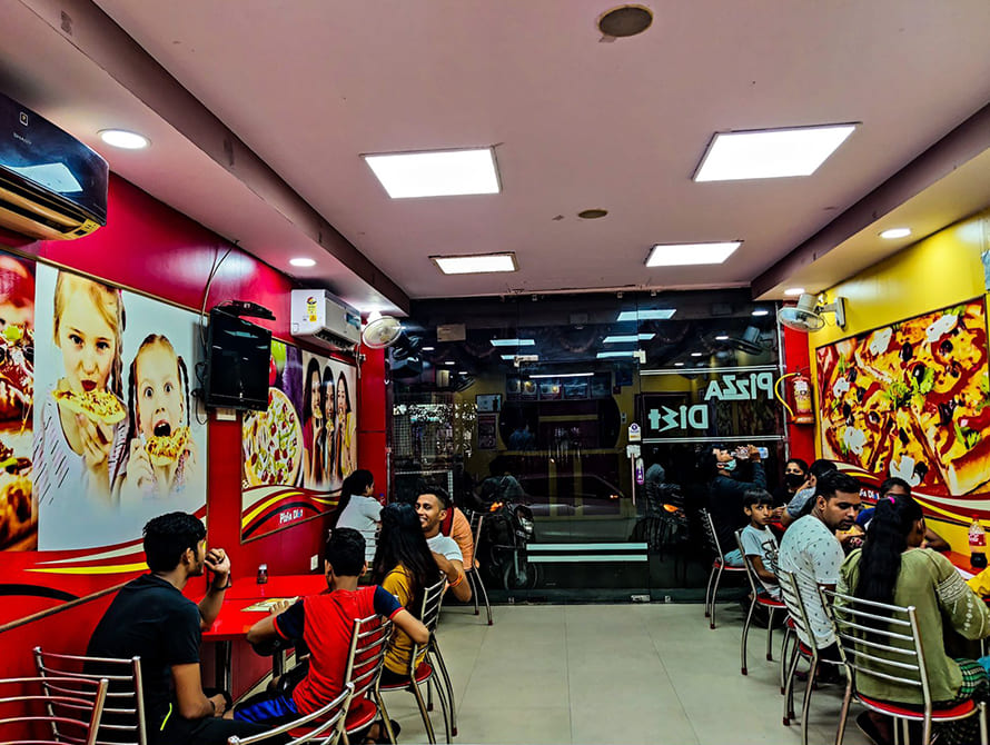 Outlet Photo Loading..